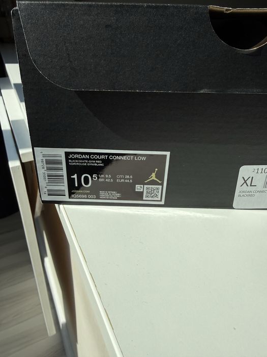 Nike Jordan court connect low NOU