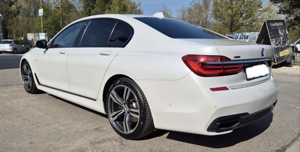 DEZMEMBREZ BMW Seria 7 G11 G12 M Pachet 740d 730d 750d Xdrive B57d30B B57 320cp dezmembram dezmembrari 740xd jante m 20 cutie 8hp perne piese oem