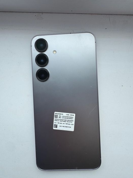 Samsung S 25 + смартфон