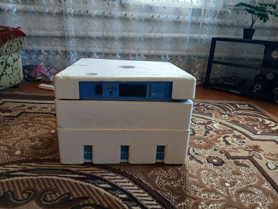Продам Инкубатор