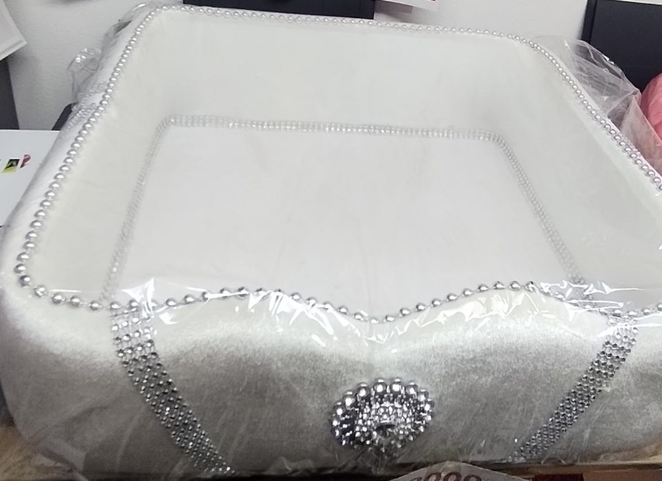 Корзины, сырға салу шкатулка