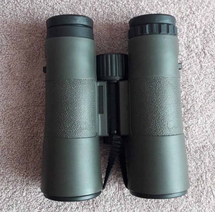 Продам бинокль (10×42), оптика, подарки, для дома.
