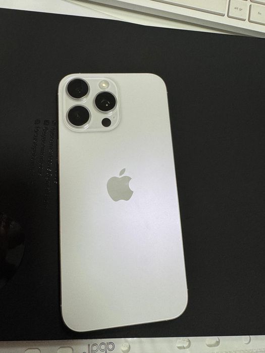 Айфон 16 про мах 512 белый