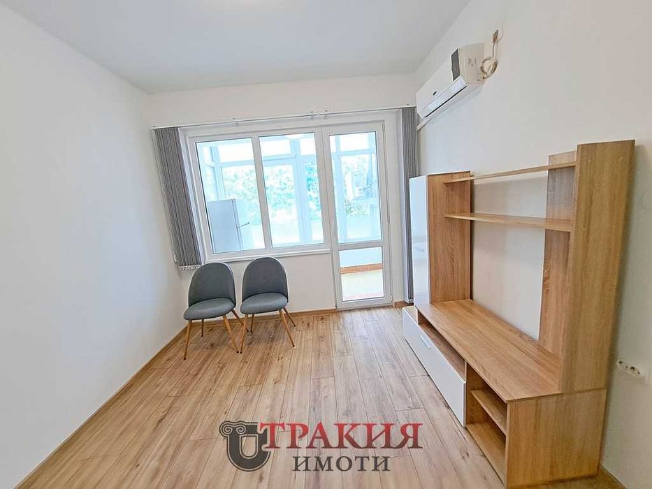 Дава се под наем Офис в Стара Загора, Център - 26 кв.м за 229.5 € - Снимка #2