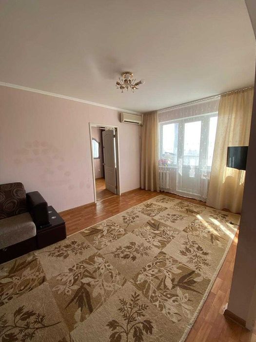 продам 2 комнатную Спутник