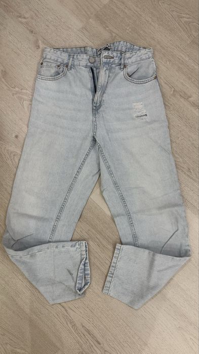 Размер S-M ..  5 евро ,7 евро.Носени само няколко пъти