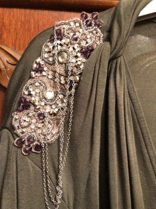 Женская одежда в хорошем состоняии