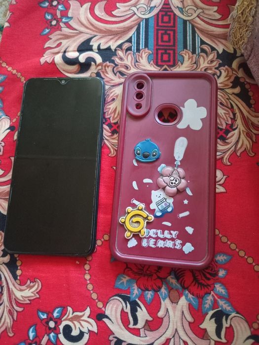 Telefon sotiladi arzon narxda