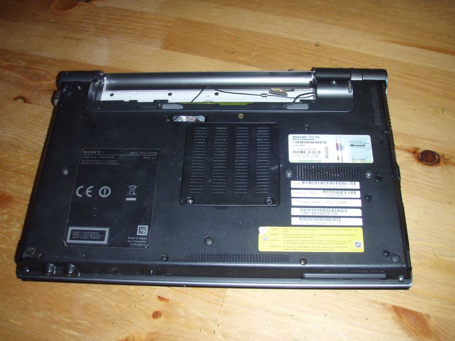 Dezmembrez Sony VPCZ1 (VPCZ11X9E si VPCZ12M9E) PCG-31111M