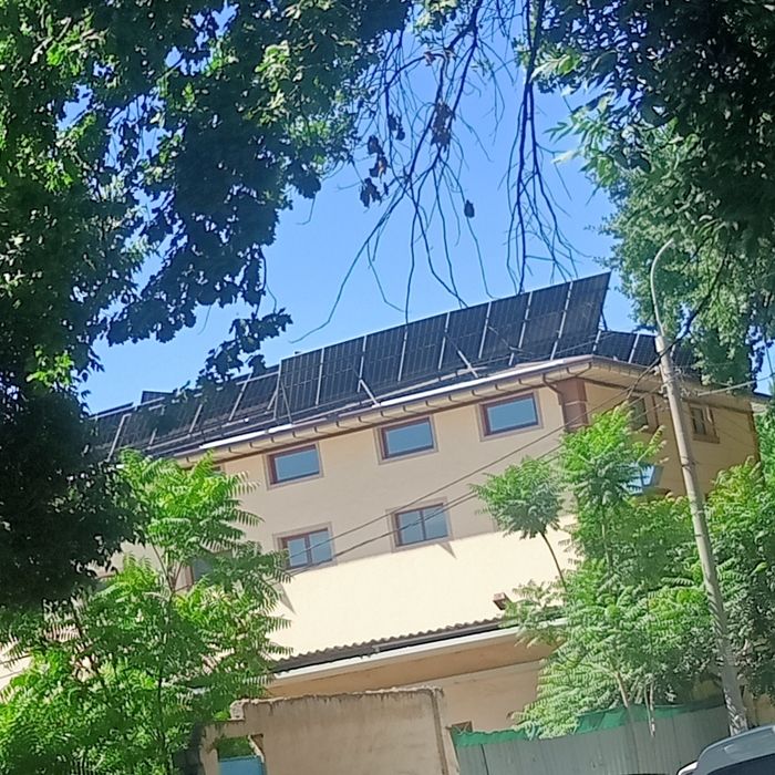 Quyosh panelari ŏrnatish