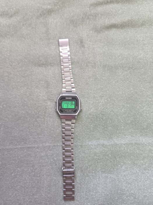 Часы под Casio.   Skmei