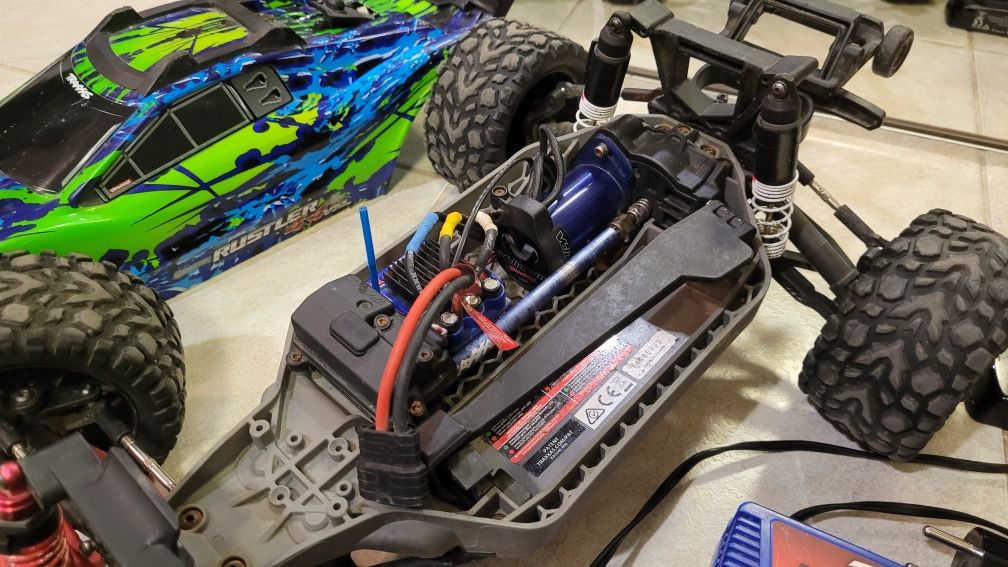 Traxxas buggy hot sale 4x4