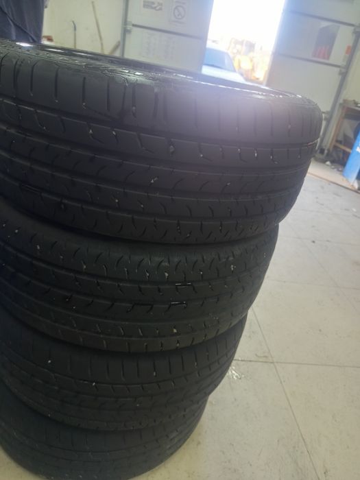 Продам шины комплект R20 245/45