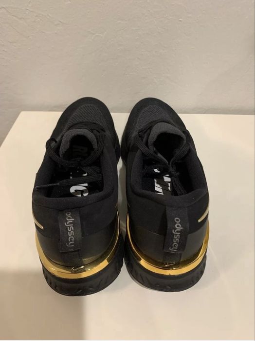 Adidasi Nike unisex 37