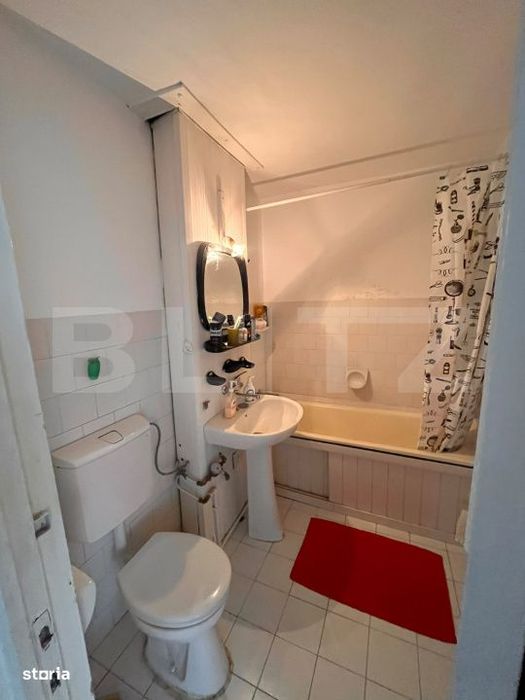 Apartament 3 camere, decomandat, zona George Enescu