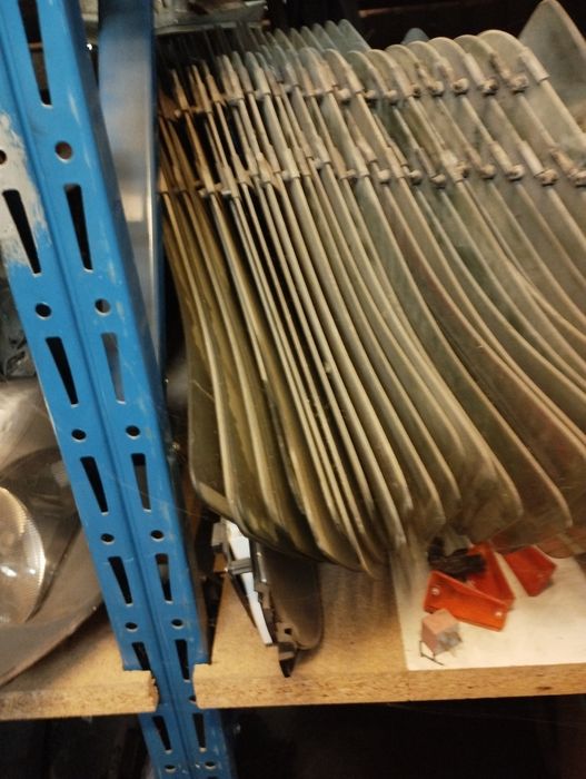 Geam fata spate Dacia Logan 1