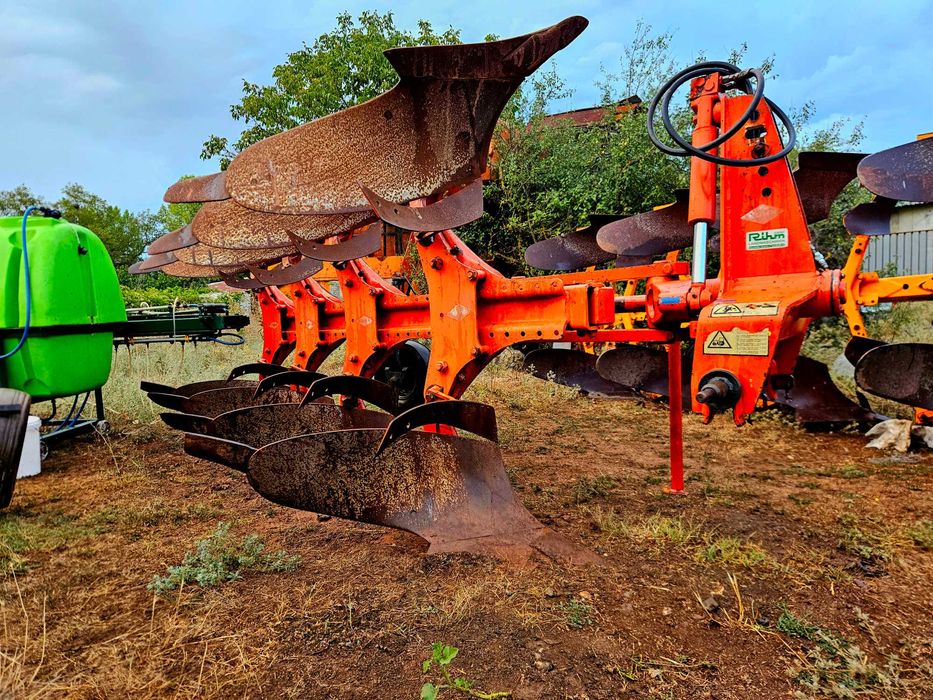 Плуг Kuhn Vari-Master 110