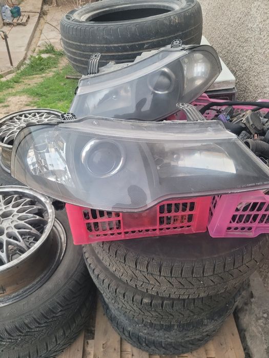 Продаю фары на Нексия 2