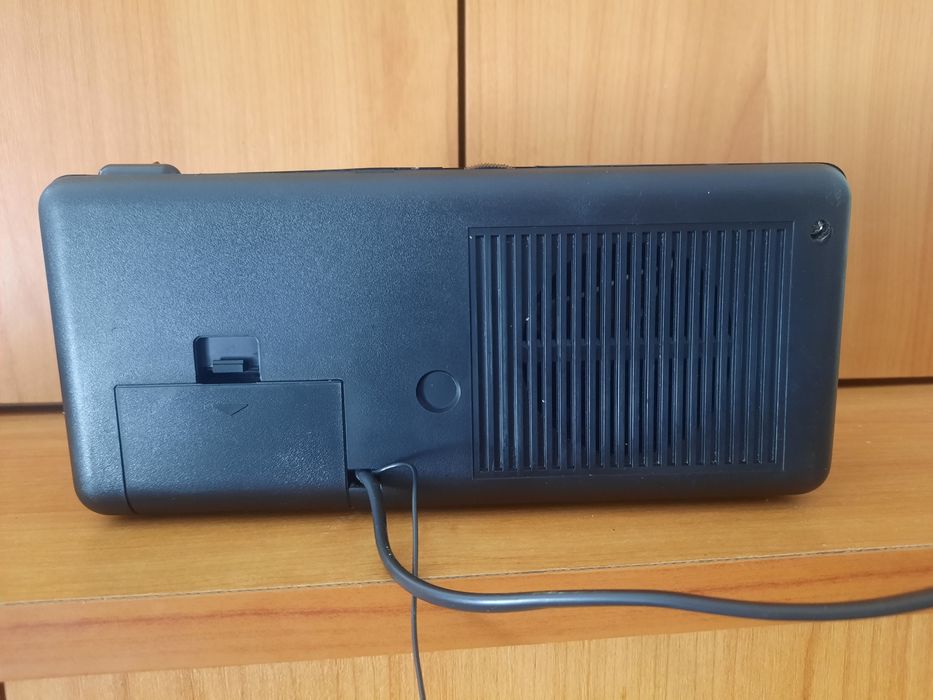 Radio cu ceas si alarma