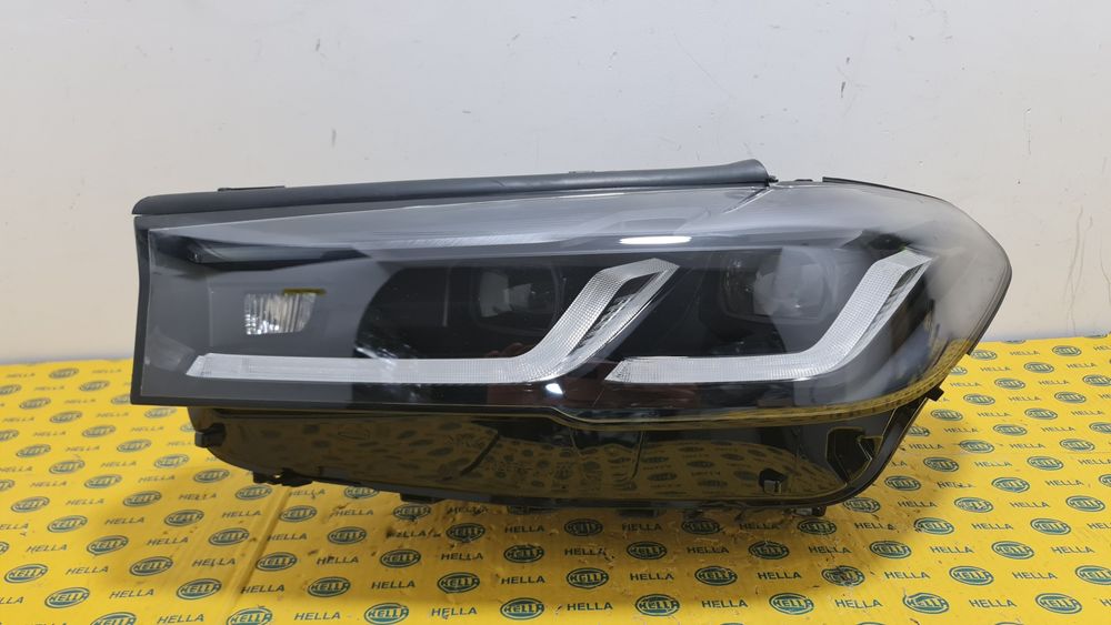 Far stanga full led adaptiv shaddow BMW 5 g30 g31 m5 f90 lci facelift