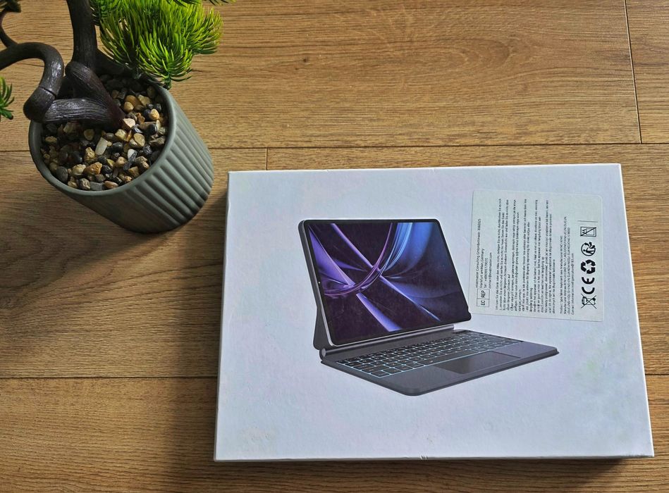 Безжична клавиатура Ipad с RGB подсветка