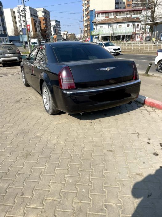 Vând sau Schimb  mașini