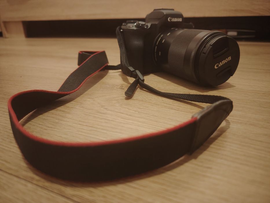 Canon EOS m50 makr ii +  2 обектива