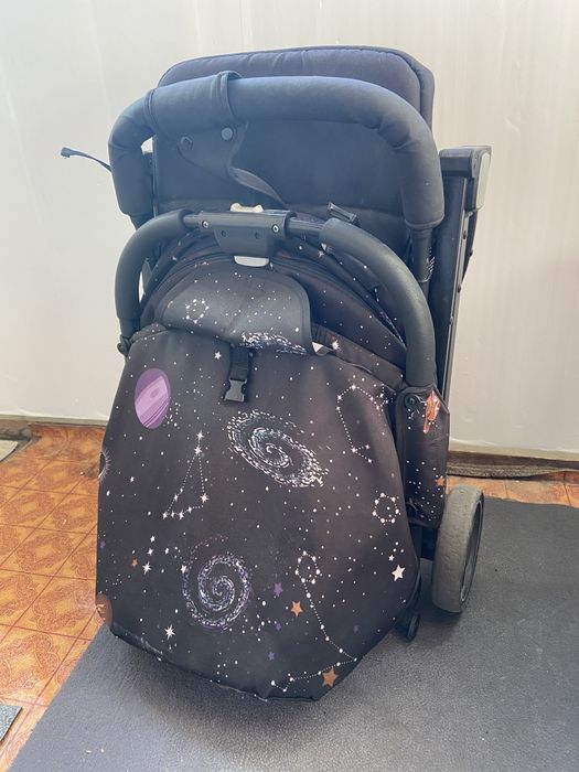 Срочно продам детскую коляску