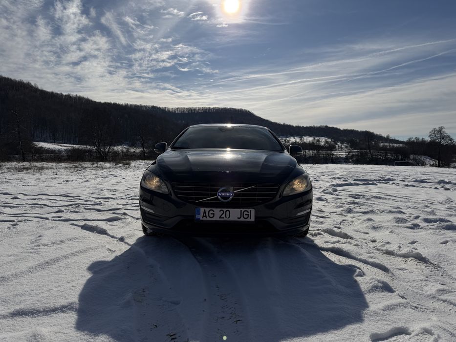 Volvo V60 2014 | 1.6 Diesel | Automat | Distribuție schimbată