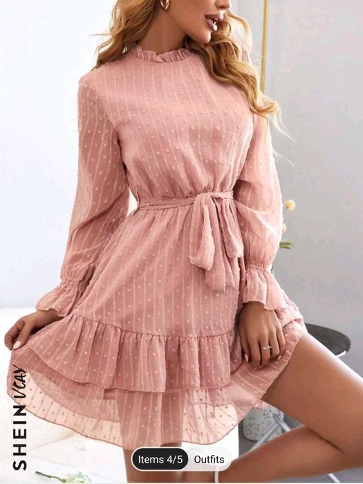 Рокля с дълъг ръкав в цвят пепел от рози