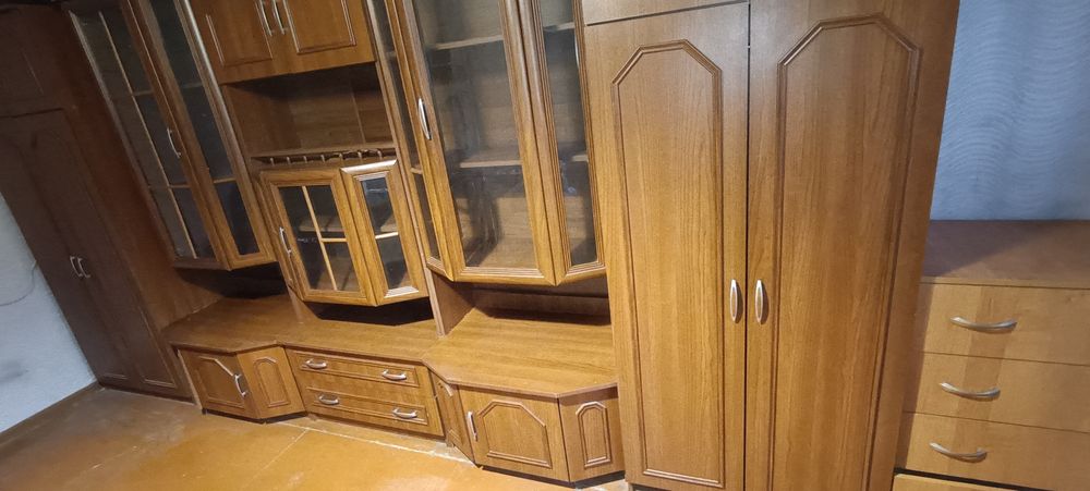 Отдам мебель б/у бесплатно