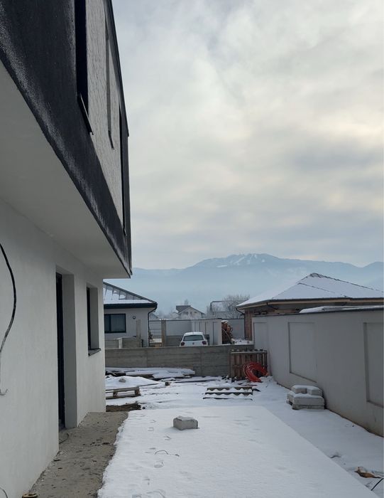 De vanzare casa cu 3 dormitiare, 15 min de Mun.Brasov, Romania