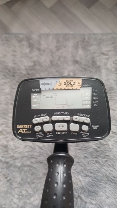 Металлоискательь