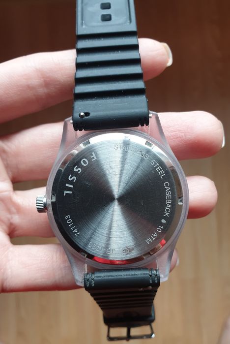 Продам часы Fossil