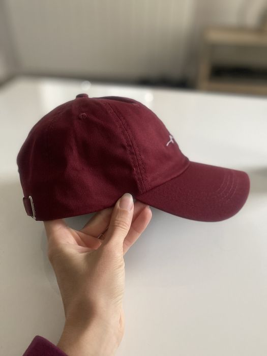 Нова унисекс шапка с козирка