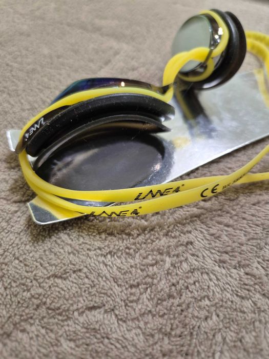 Плувни очила  за активни  плувци маркови