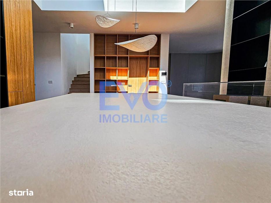 Casa moderna de vanzare, Miradis complex de case premium