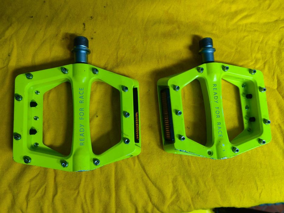 Педали платформени CUBE RFR FLAT RACE Neon yellow