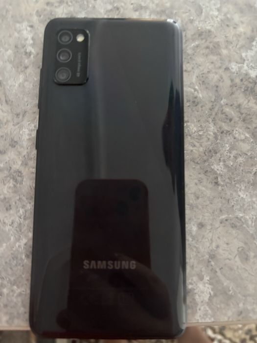 Продам телефлн самсунг