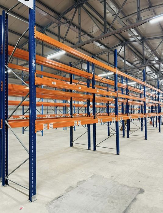 Rafturi metalice industriale