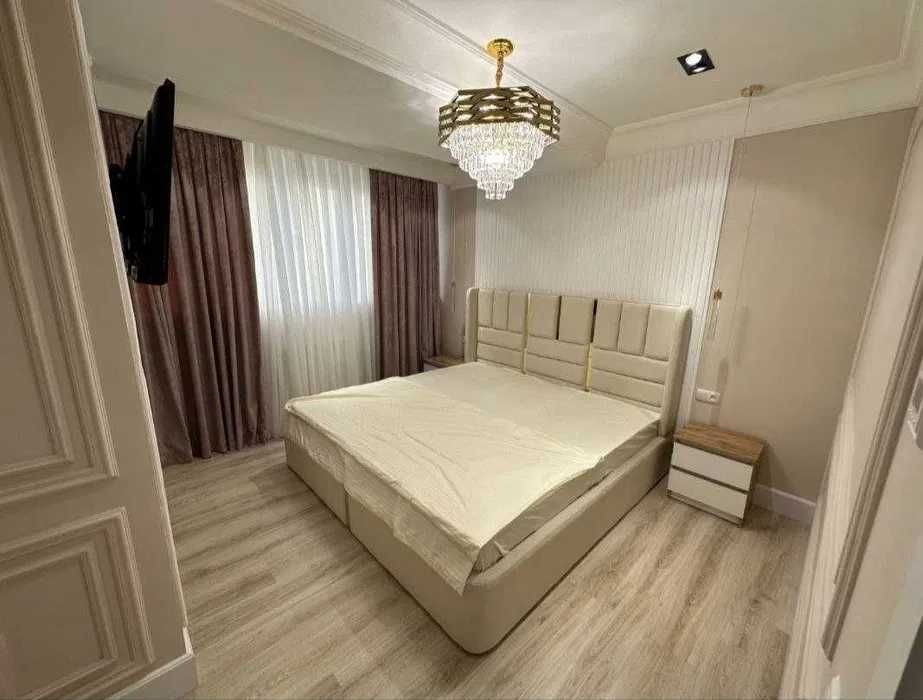 Шикарная квартира в центре 3/2/4 Ойбек метро ЦУМ ул.Тараса Шевченко