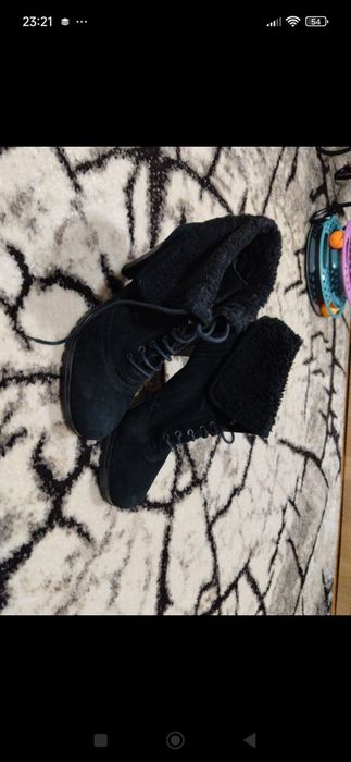 Ghetute piele intoarsa Gatta