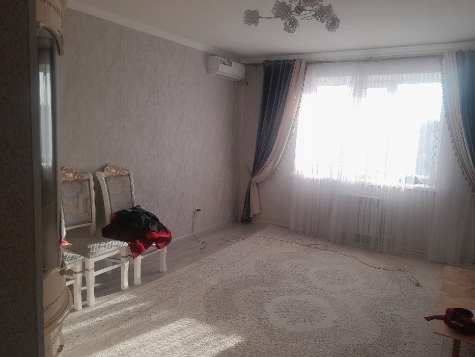 Продаётся 2 ком квартира Батыс 2