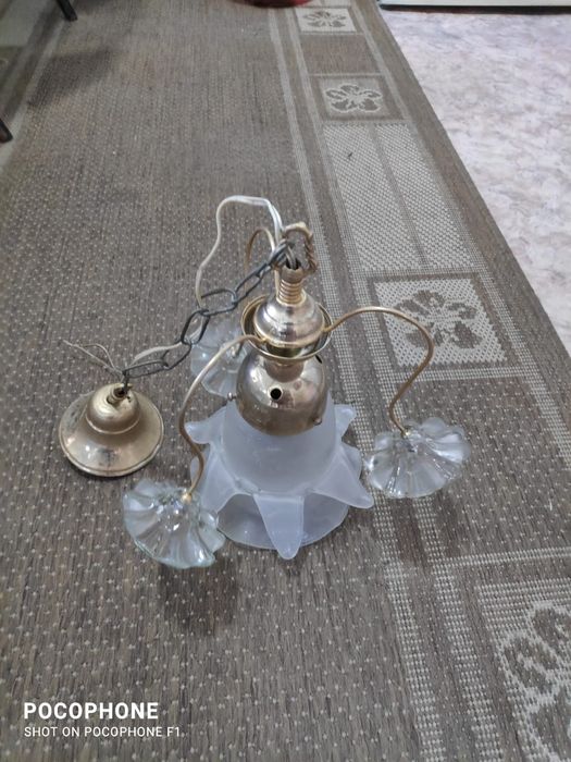 Люстра на потолок