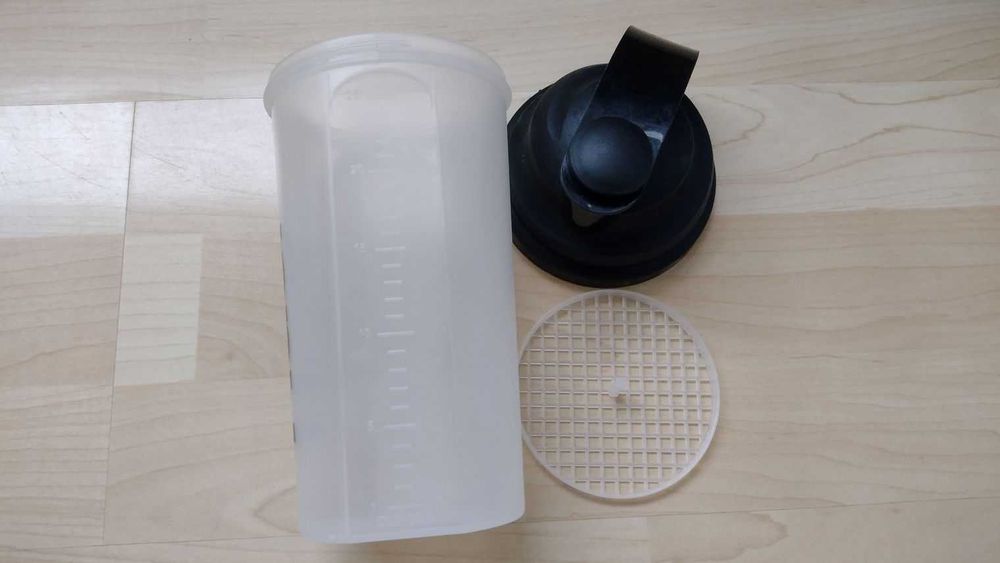 Шейкър Huel, 700ml - като нов