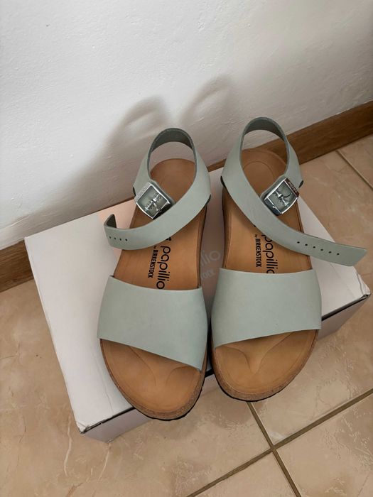 Сандали Birkenstock, чисто нови, размер 39