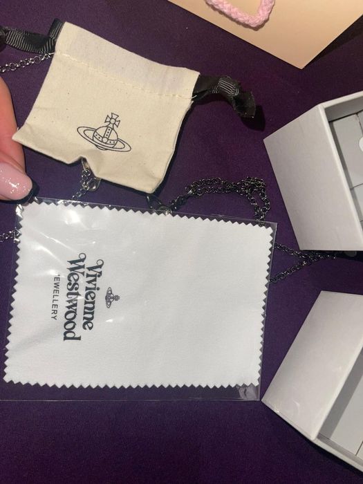 Vând Lănțic Vivienne Westwood