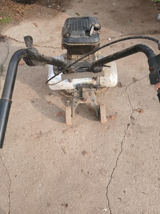 Vând motosapă în stare de funcționare