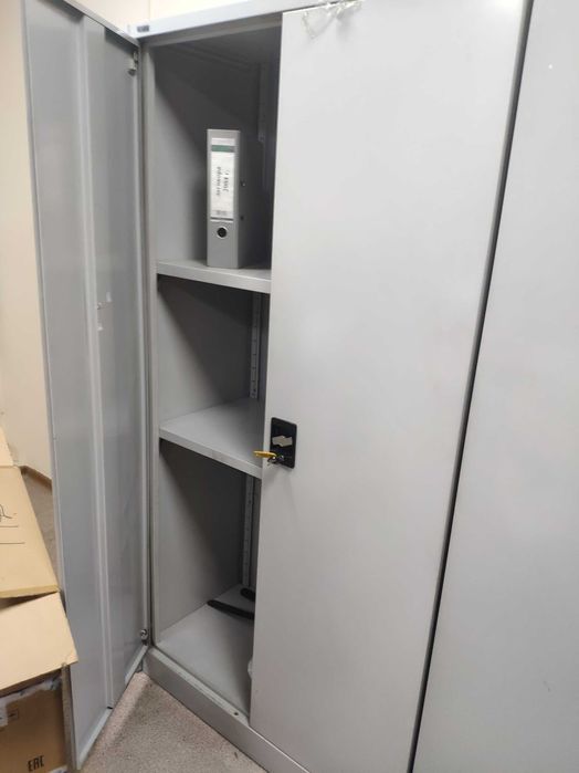 шкаф металлический для документов