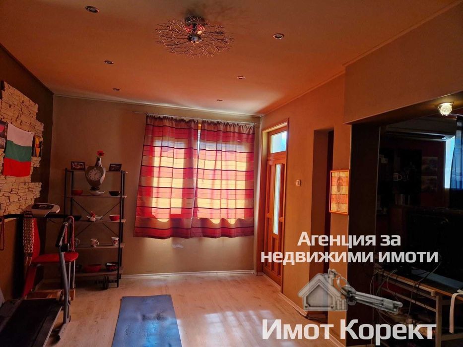 Продава се Къща в Асеновград - 230 кв.м за 957 €/кв.м - Снимка #13